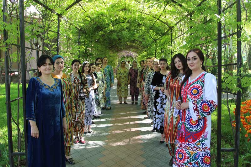 фарҳанги либоспӯшии миллӣ