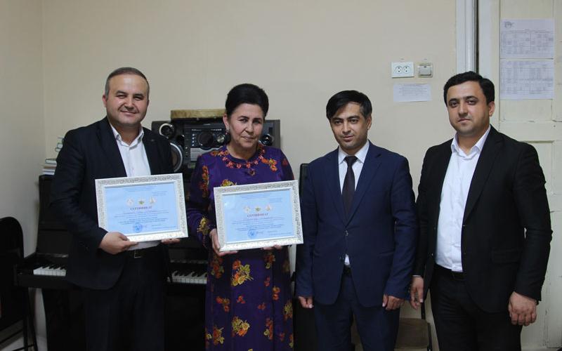 кафедраи сарояндагии анъанавӣ