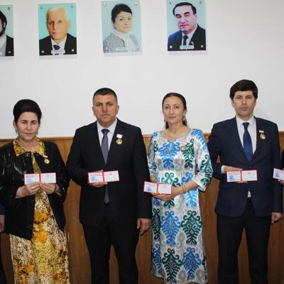 Унвони фахрӣ муборак