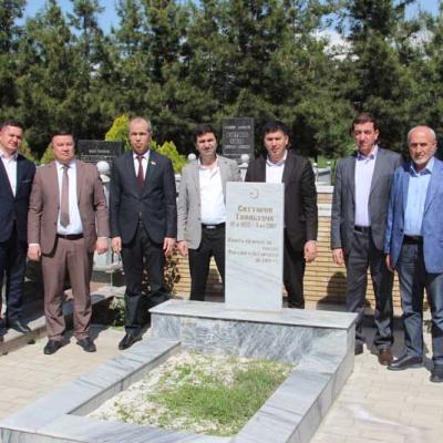 хотираи Талабхӯҷа Сатторов